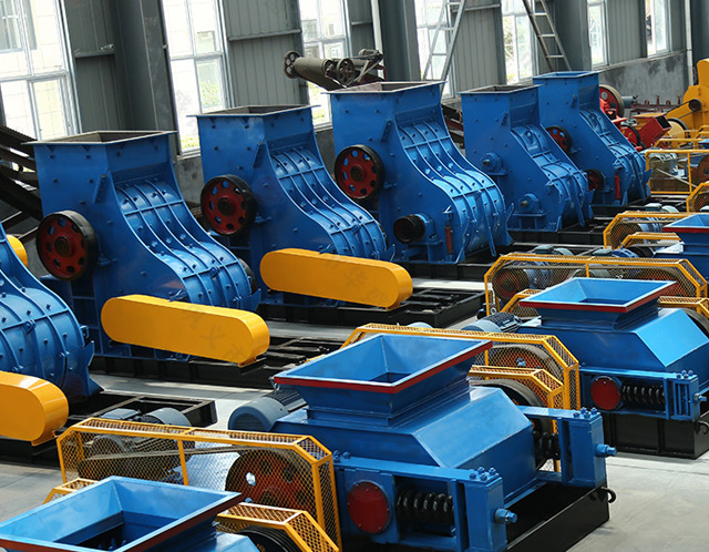 雙級無篩底粉碎機(jī)，雙級破碎機(jī)機(jī)廠家，雙級粉碎機(jī)價(jià)格，雙級錘式破碎機(jī)